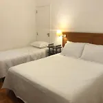 A Dez Passos Do Mar